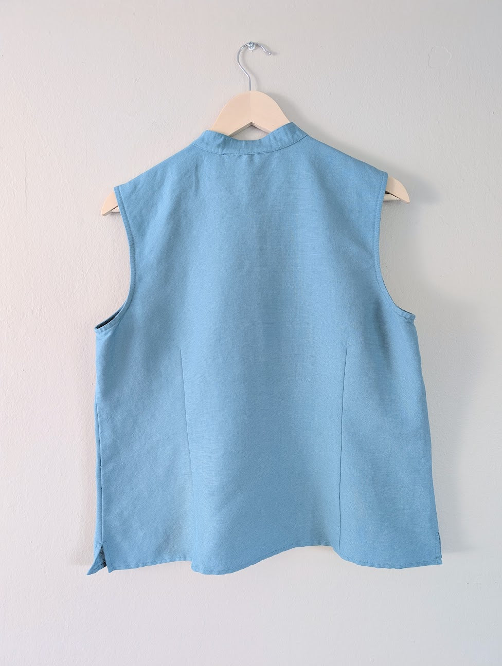 slate blue linen blend sleeveless top vintage