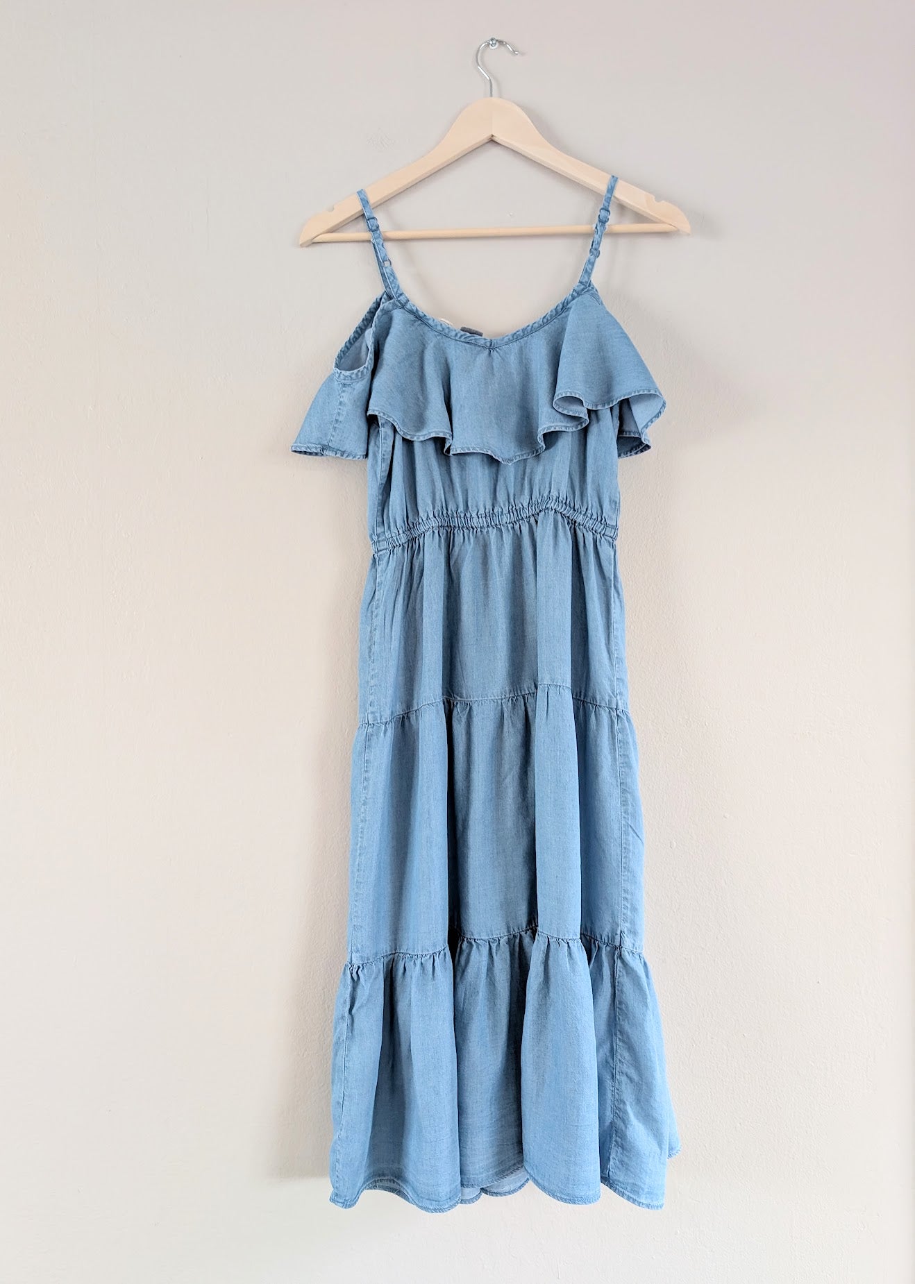 Chambray Tiered Off the Shoulder Maxi Dress (XS)