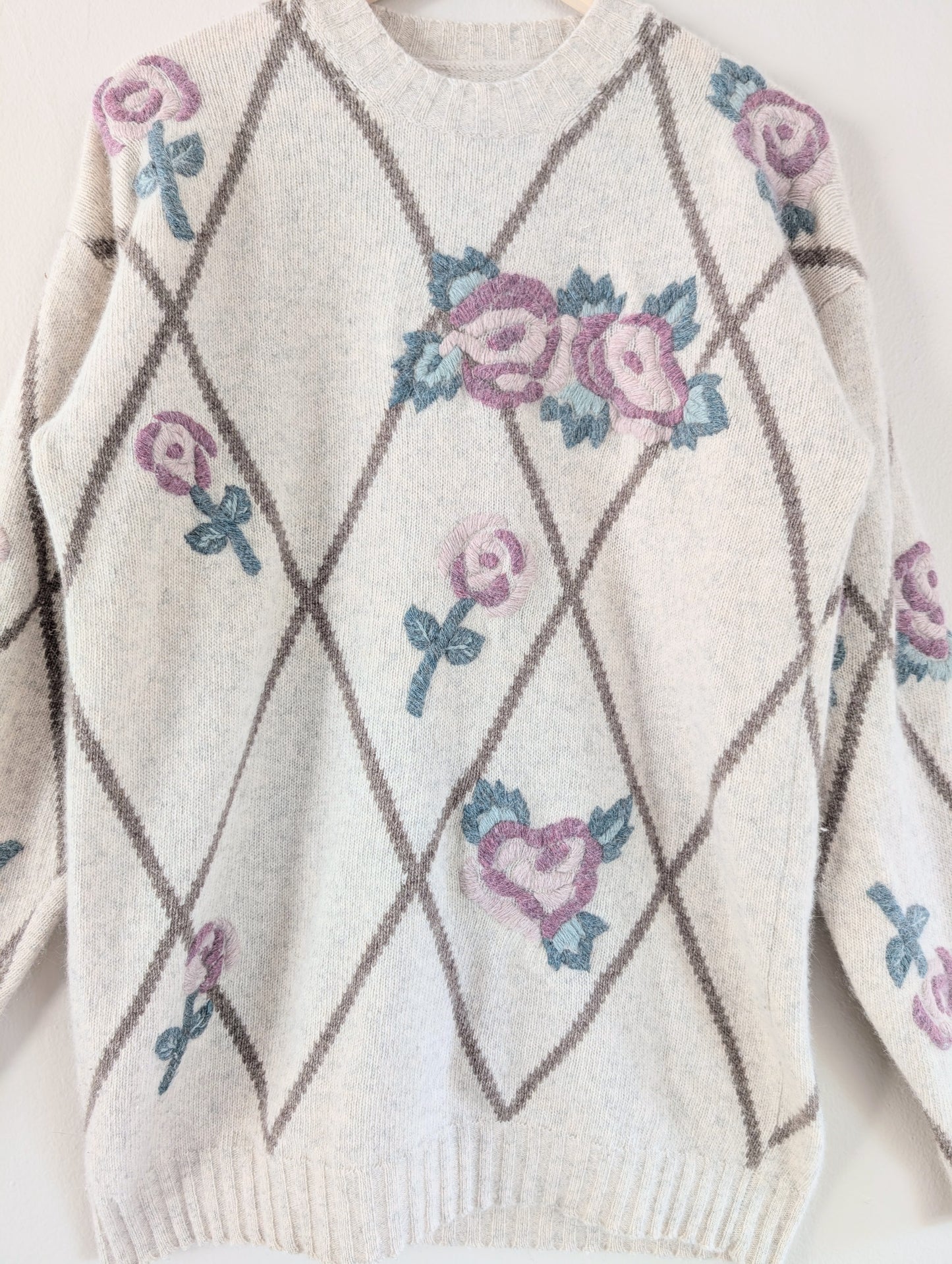 Wool Blend Embroidered Floral Cottagecore Sweater (M)