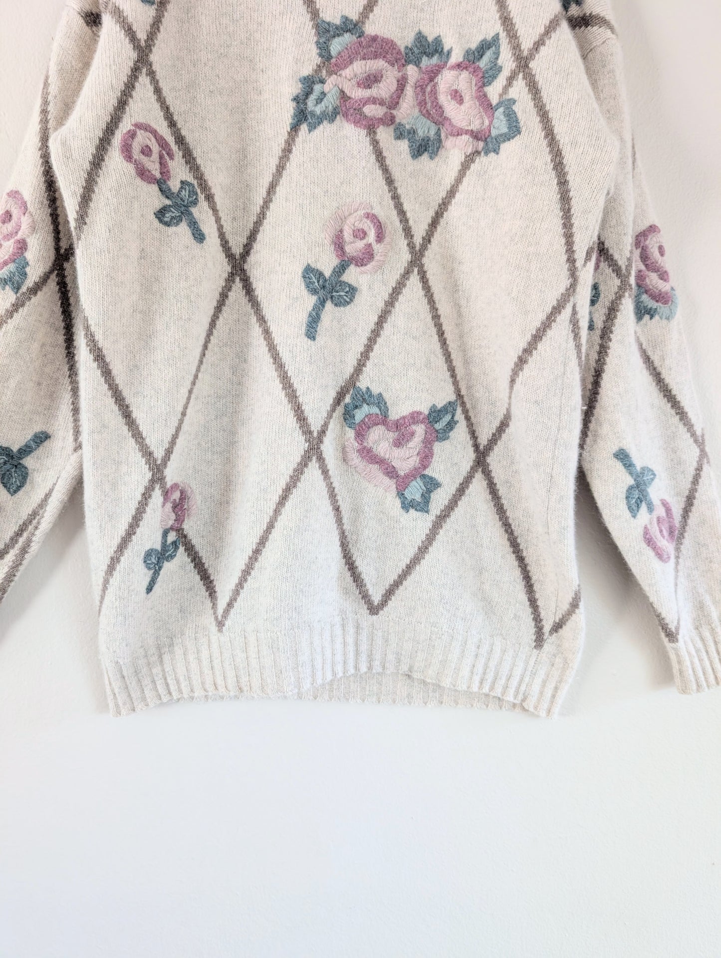 Wool Blend Embroidered Floral Cottagecore Sweater (M)