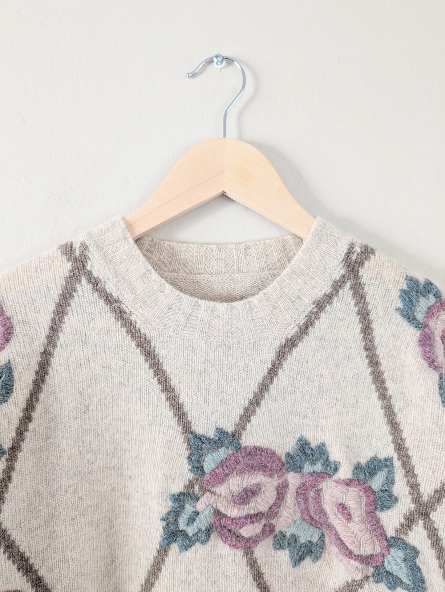 Wool Blend Embroidered Floral Cottagecore Sweater (M)