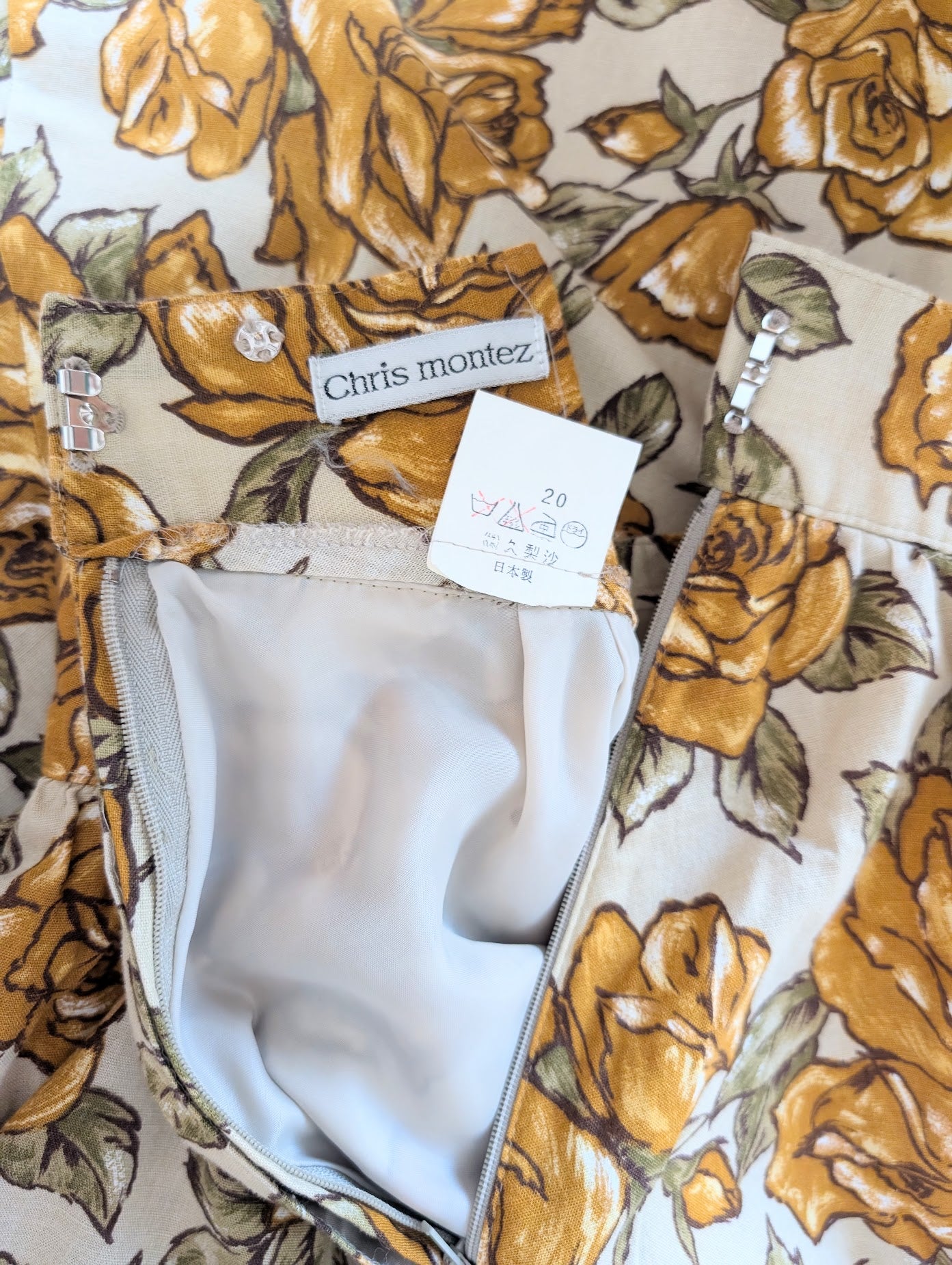A-Line Basque Waist Midi Skirt with Mustard Floral Print (XS)