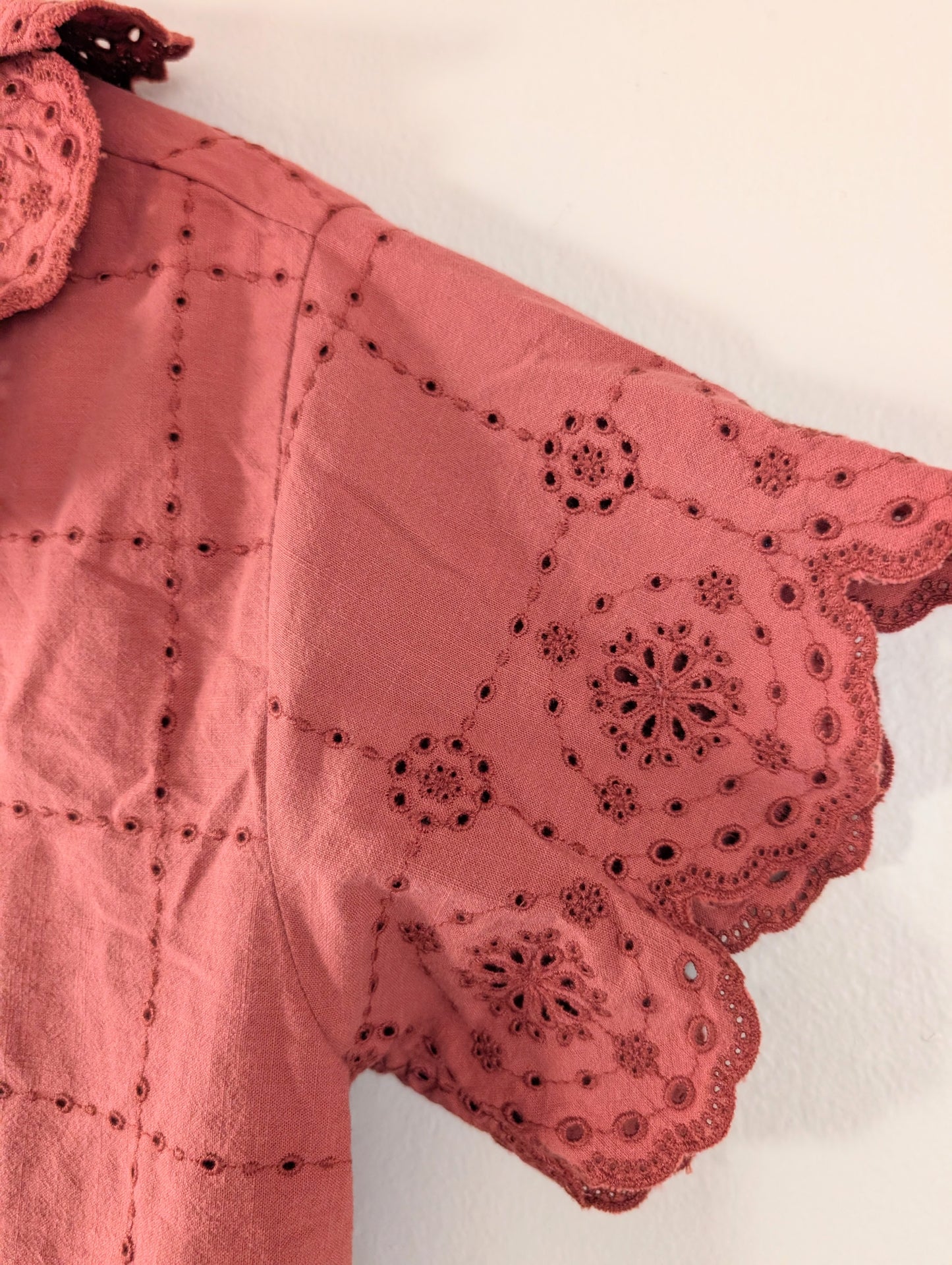 Embroidered Eyelet Collared Shirt (S)