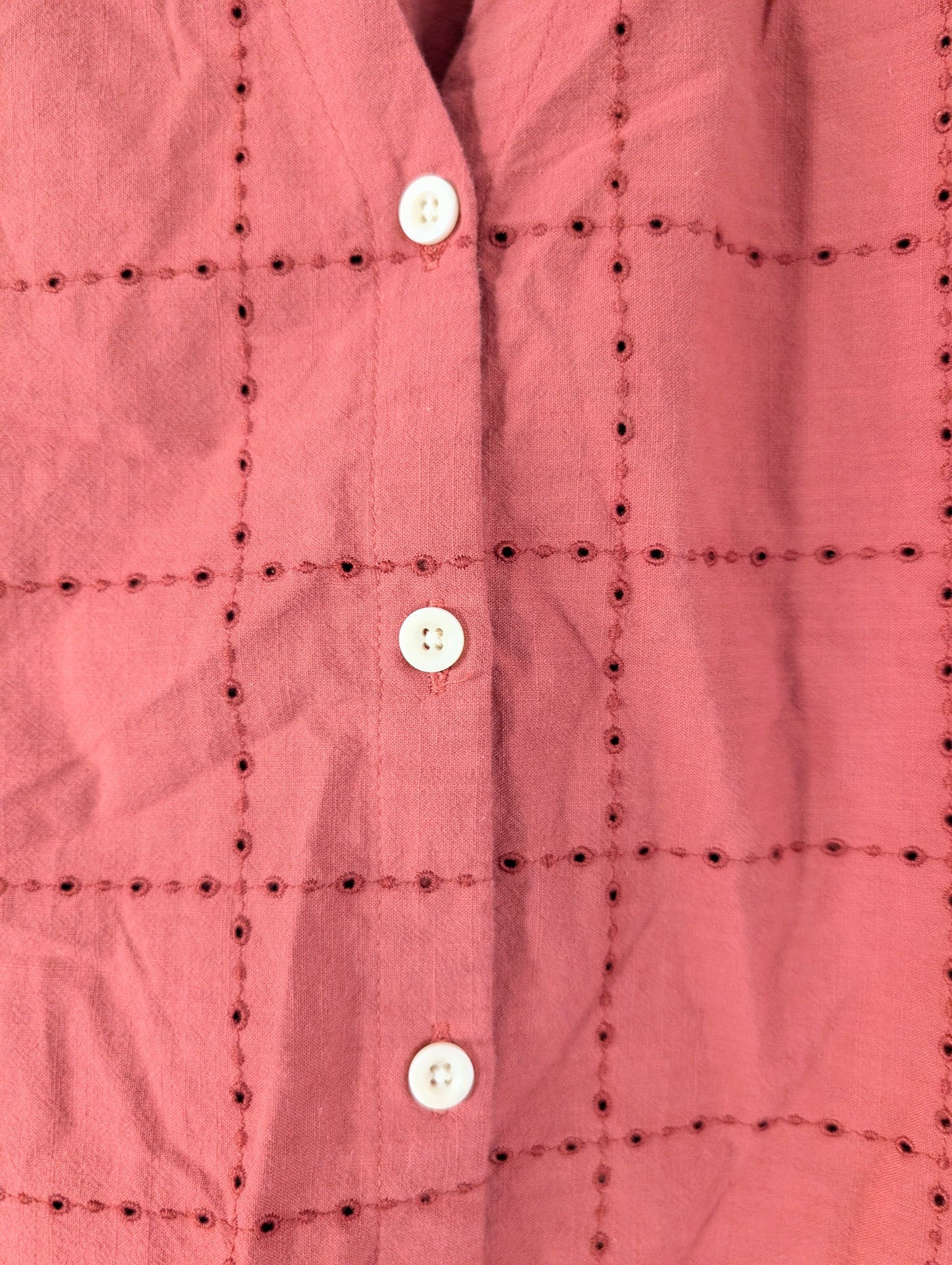 Embroidered Eyelet Collared Shirt (S)