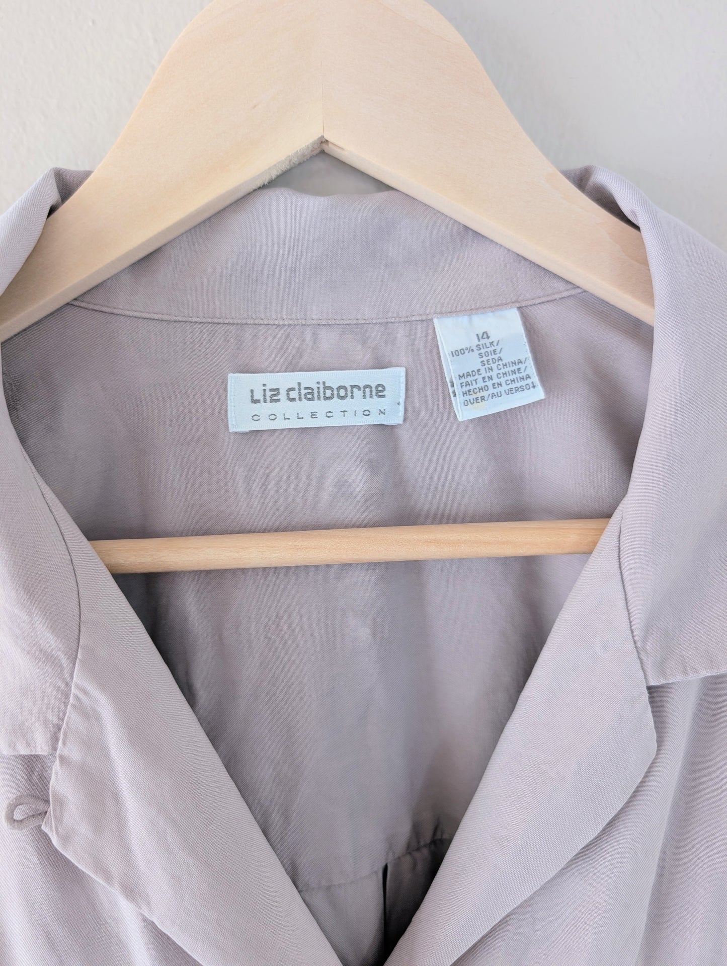 100% Silk Button Up Short Sleeve Shirt (14)
